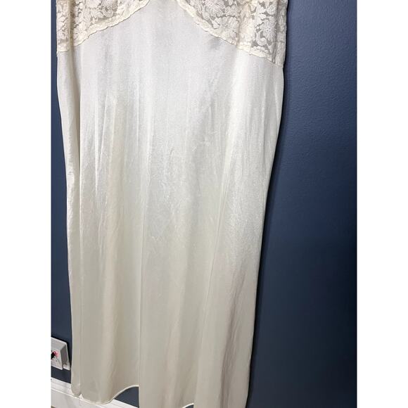 Vintage Sheer Bust Slip Dress Size 1x Rosette Feminine Delicate Nightie - Picture 4 of 9